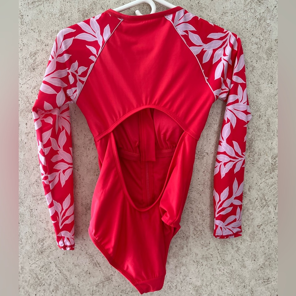 all in motion Pink Red Floral Zip-Front Long Sleeve Swimsuit - Picture 3 of 3